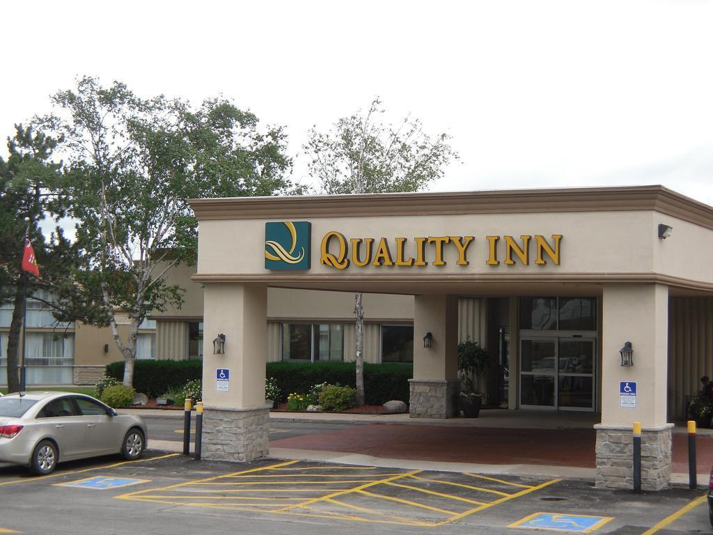 Quality Inn Оуен Саунд Екстериор снимка